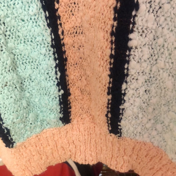 Vintage 80’s knobby knit sweater- Wye Oaks - pastel tones- acrylic short sleeves - Picture 6 of 7